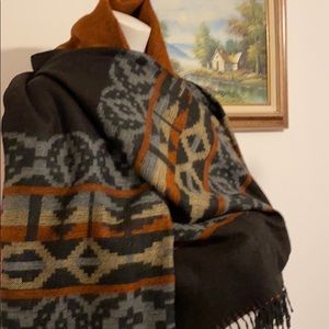 Great condition Beautiful Poncho.